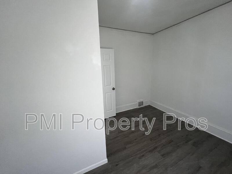 Apartment for rent at 3284 N 30th St, Milwaukee, WI 53216