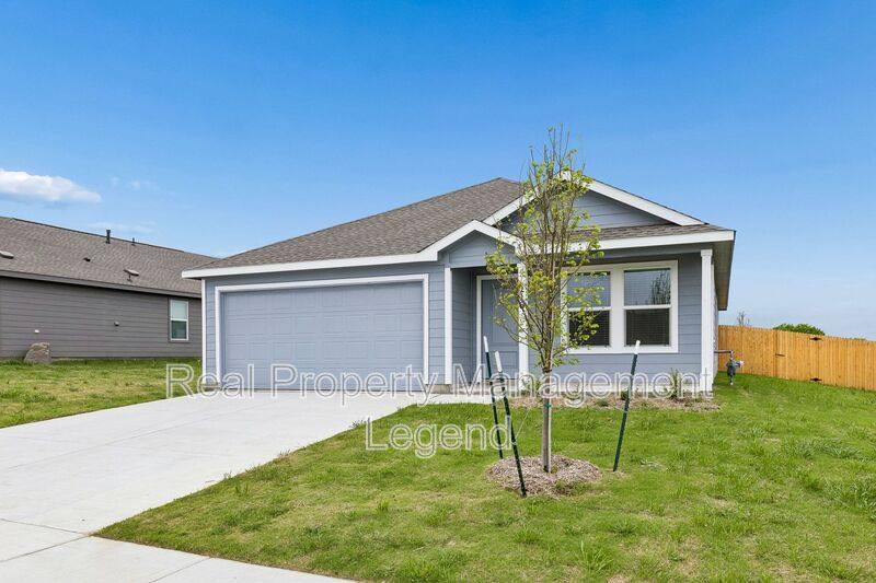 House for rent at 216 Asterwood Lane, Sherman, TX 75092