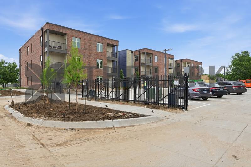 Apartment for rent at 721 W Maple St Bldg 3000 #301-1, Wichita, KS 67213