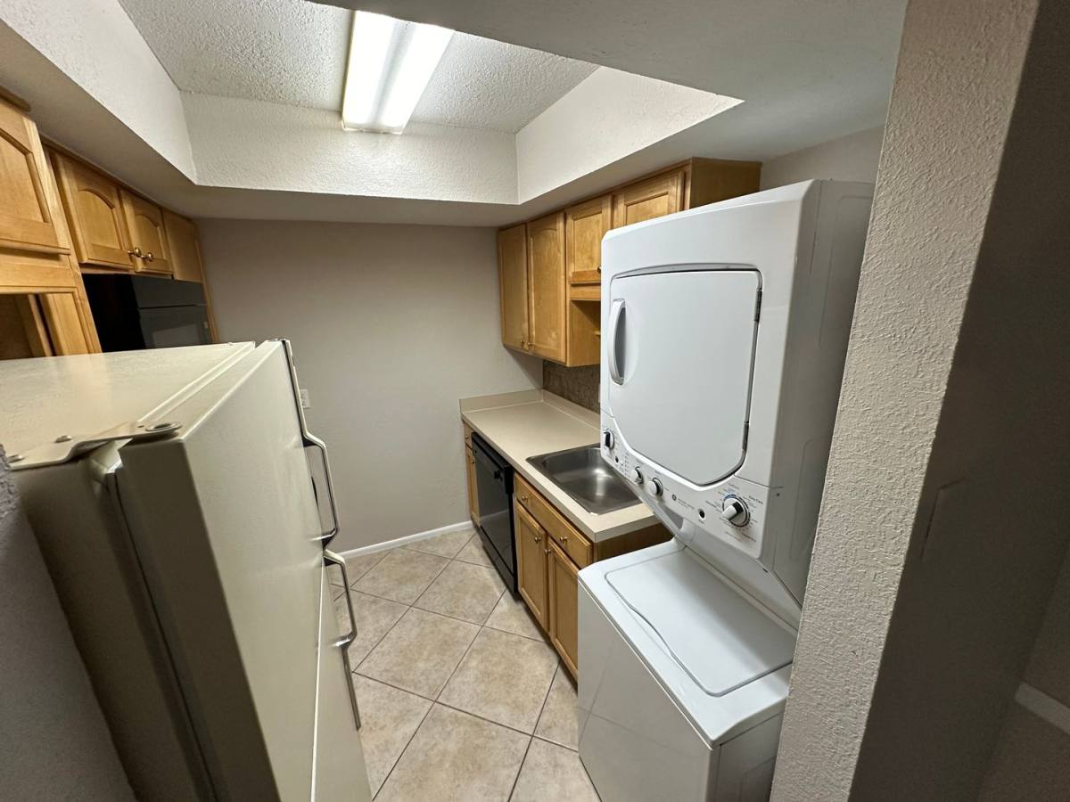 Condo for rent at 6020 Village Circle, Orlando, FL 32822