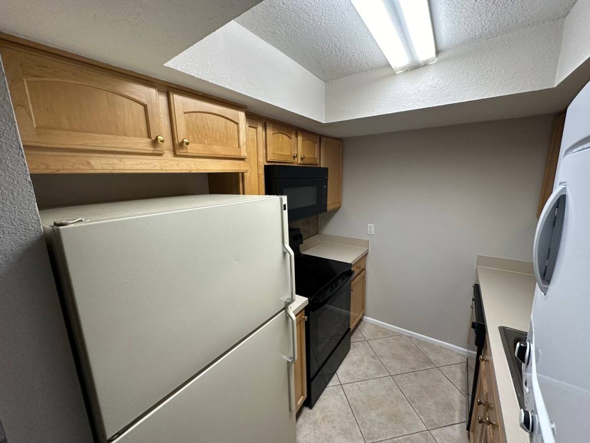 Condo for rent at 6020 Village Circle, Orlando, FL 32822