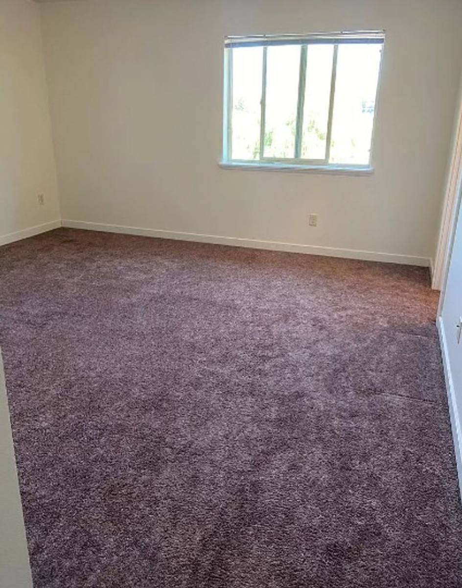 Townhouse for rent at 5702 Bass Dr, Ferndale, WA 98248