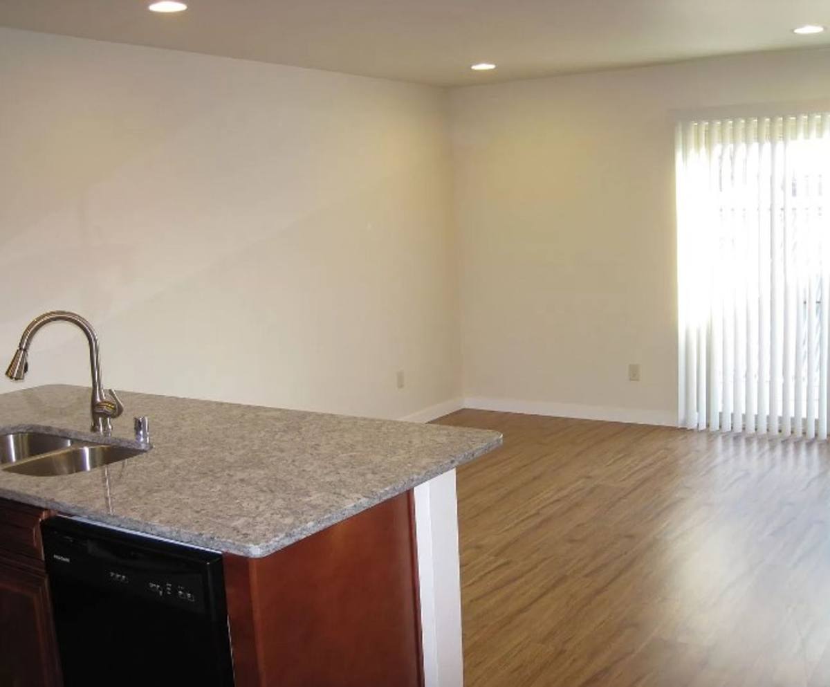 Townhouse for rent at 5702 Bass Dr, Ferndale, WA 98248