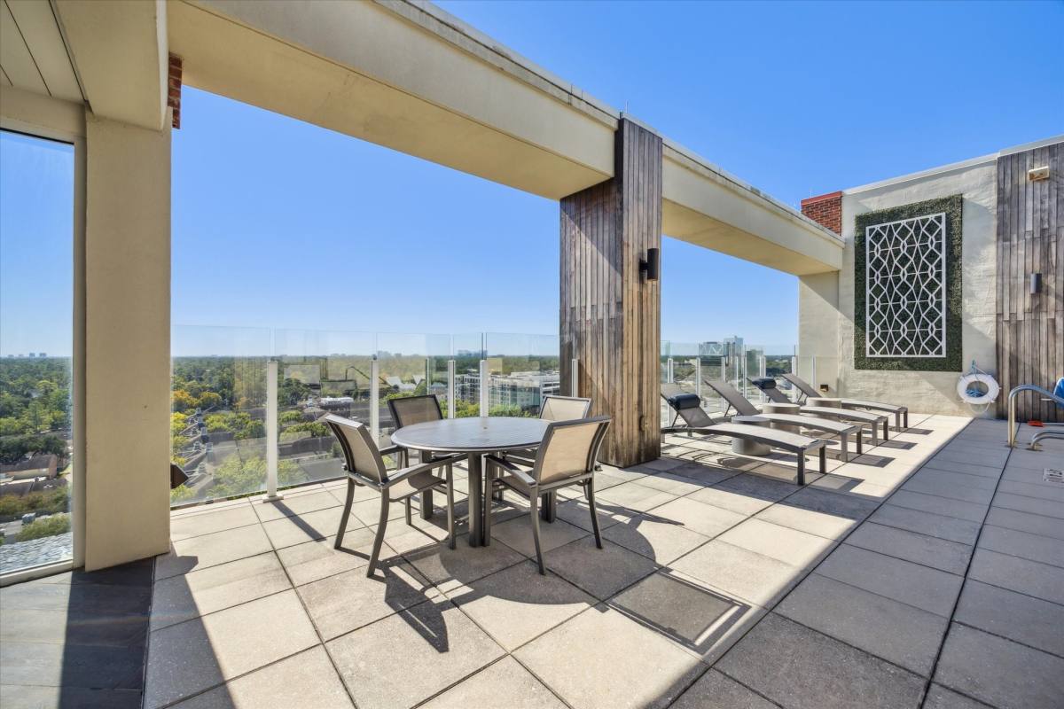 Apartment for rent at 9870 Gaylord Dr, Houston, TX 77024