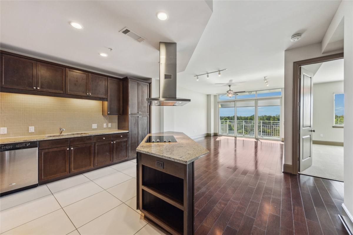Apartment for rent at 9870 Gaylord Dr, Houston, TX 77024