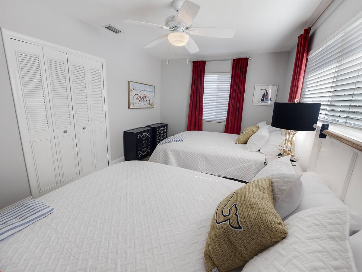 Apartment for rent at 1236 Beach Rd, West Palm Beach, FL 33404