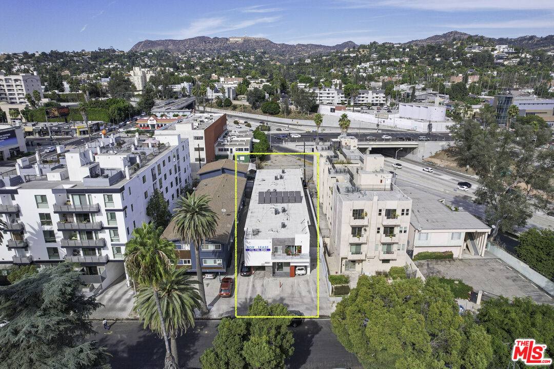 Apartment for rent at 5831 Carlton Way, Los Angeles, CA 90028