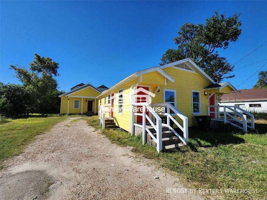 House for rent at 2706 Berry St, Houston, TX 77004