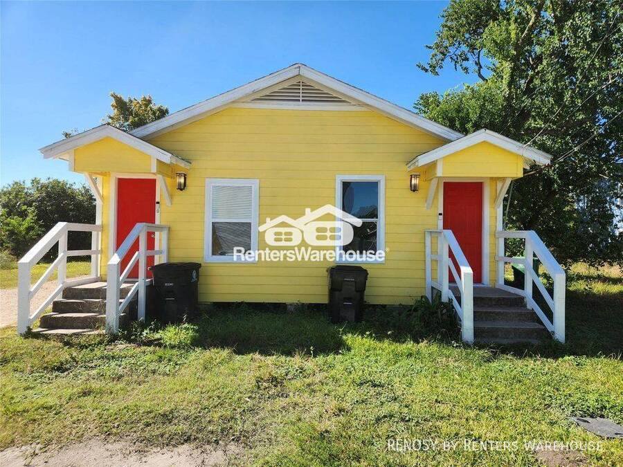 House for rent at 2706 Berry St, Houston, TX 77004