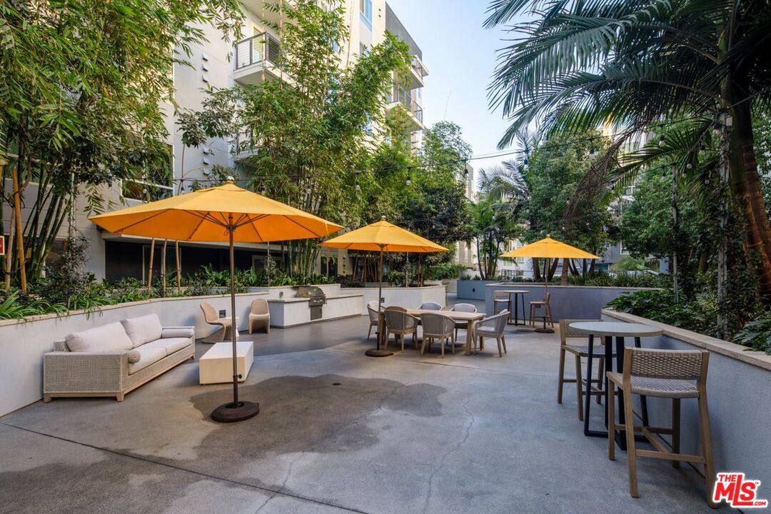 Apartment for rent at 1120 W 6th St, Los Angeles, CA 90017