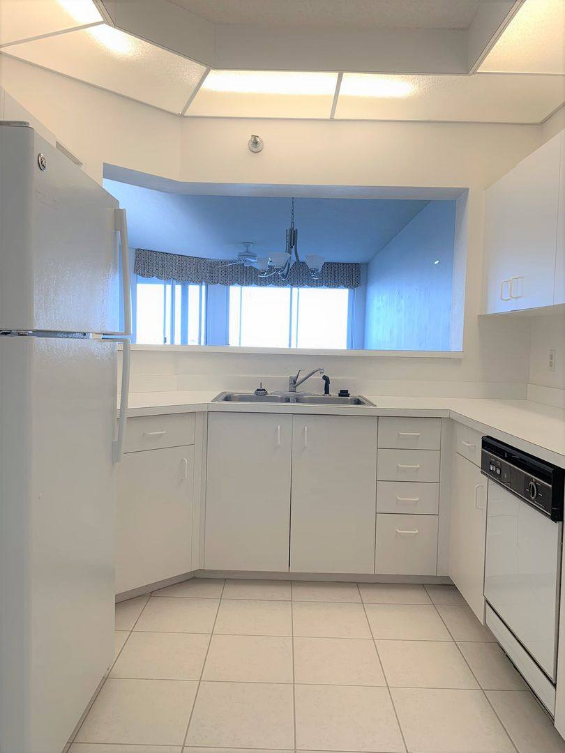 Condo for rent at 8040 Sailboat Key Blvd S #203, Saint Petersburg, FL 33707