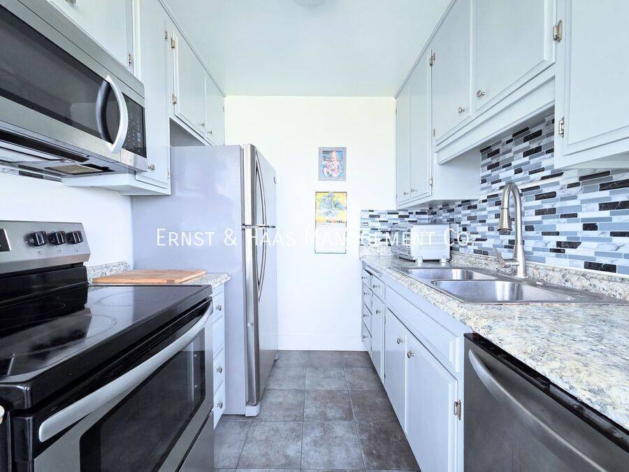 Condo for rent at 375 Atlantic Ave #502, Long Beach, CA 90802
