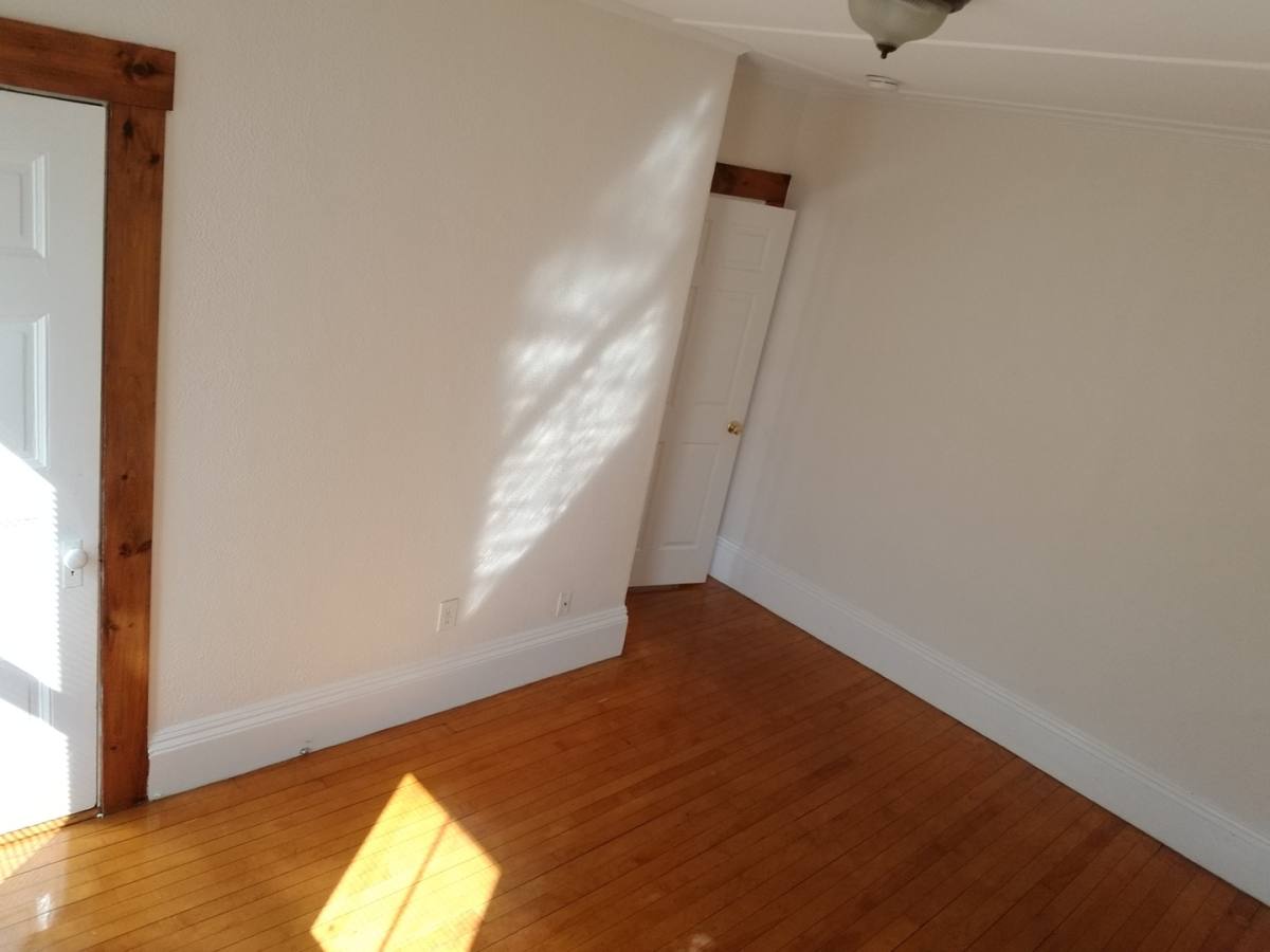 Apartment for rent at 32 Railroad, Beverly, MA 01915