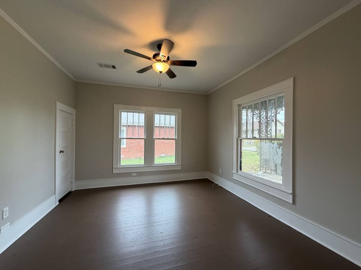 Apartment for rent at 592 Bates St, Batesville, AR 72501