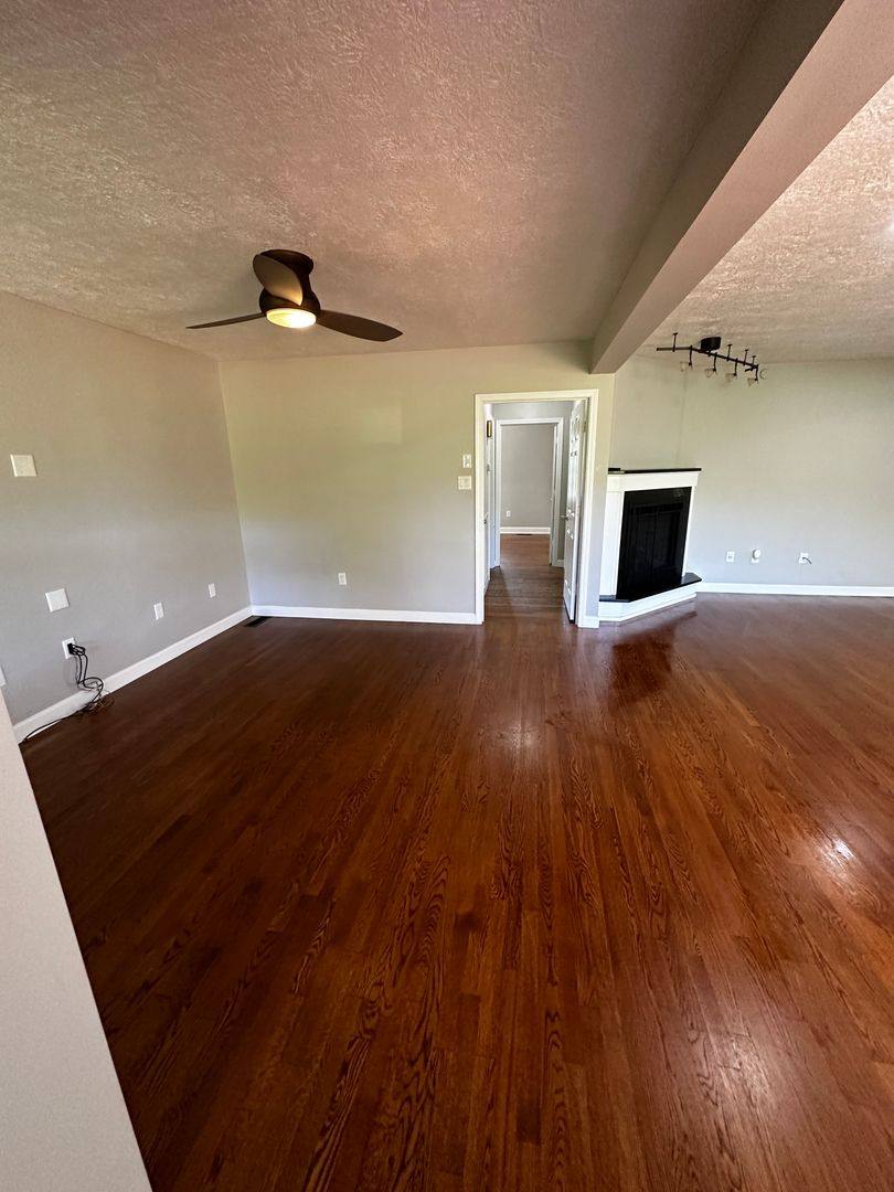 Apartment for rent at 4121 Whistlers Way, Knoxville, TN 37918