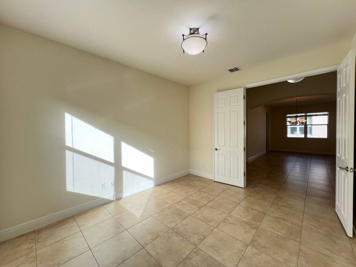 House for rent at 11948 SW Crestwood Circle, Port Saint Lucie, FL 34987