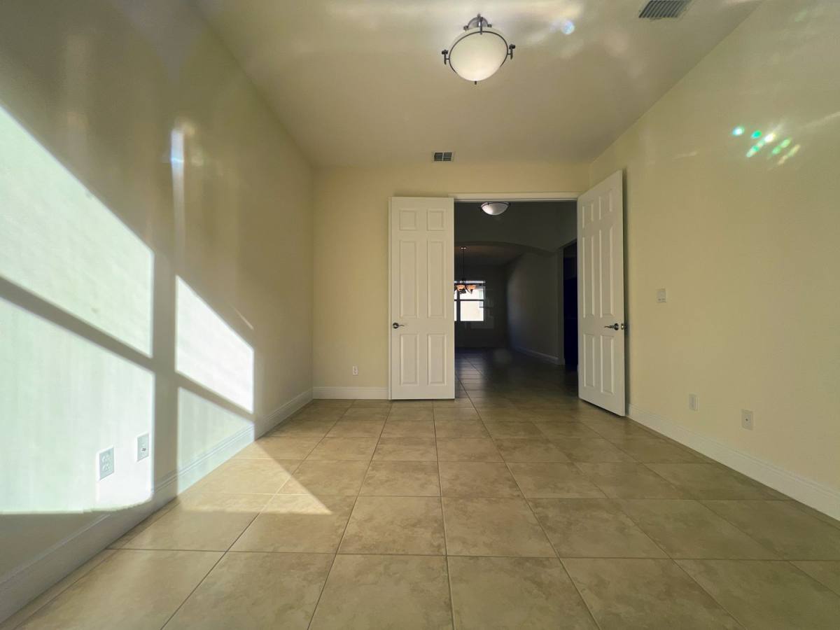 House for rent at 11948 SW Crestwood Circle, Port Saint Lucie, FL 34987