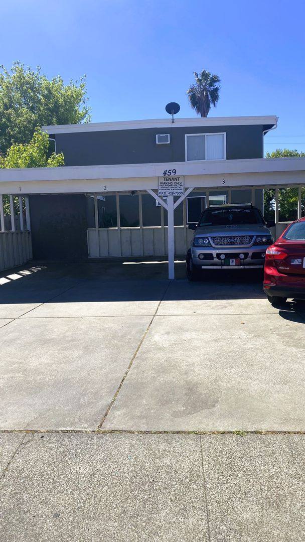 Apartment for rent at 459 San Marco St, Fairfield, CA 94533