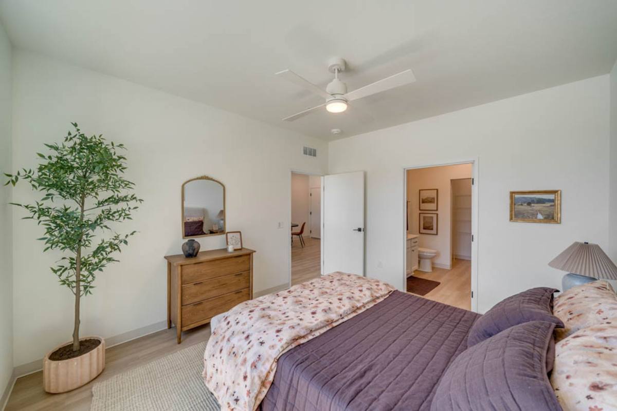 Apartment for rent at 1148 63rd St, Windsor Heights, IA 50324