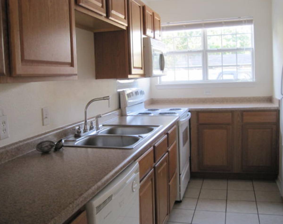 Apartment for rent at 1334 Pascagoula St, Pascagoula, MS 39567