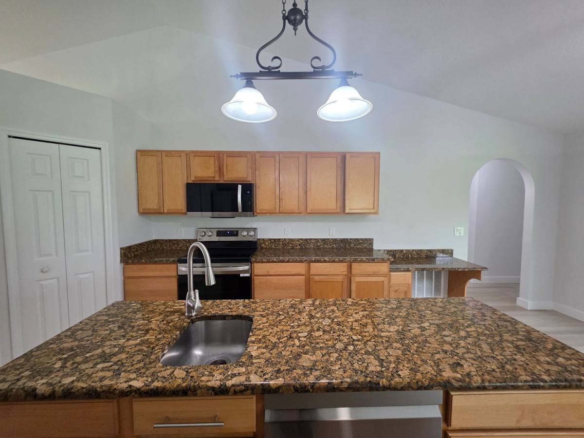 House for rent at 5230 Compass Pointe Circle, Vero Beach, FL 32966