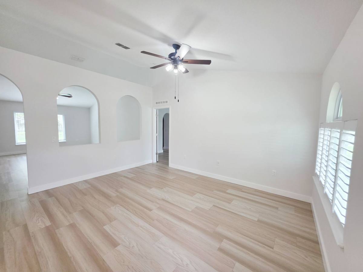 House for rent at 5230 Compass Pointe Circle, Vero Beach, FL 32966