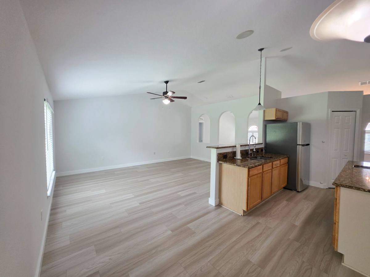 House for rent at 5230 Compass Pointe Circle, Vero Beach, FL 32966
