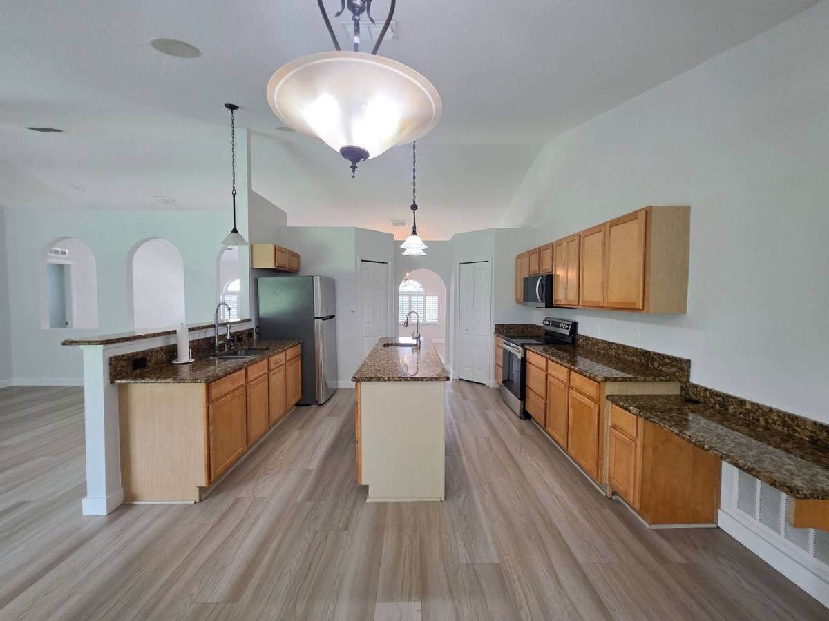 House for rent at 5230 Compass Pointe Circle, Vero Beach, FL 32966