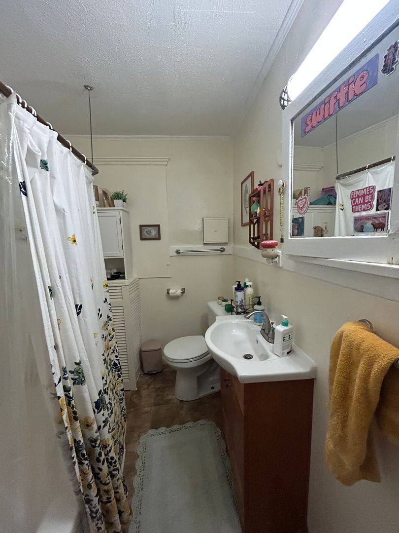 Apartment for rent at 61 Cambridge St, Rochester, NY 14607