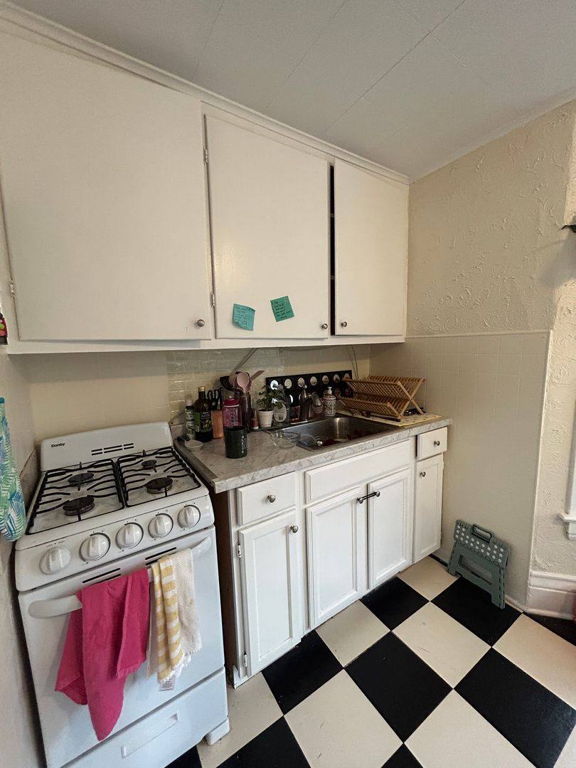 Apartment for rent at 61 Cambridge St, Rochester, NY 14607