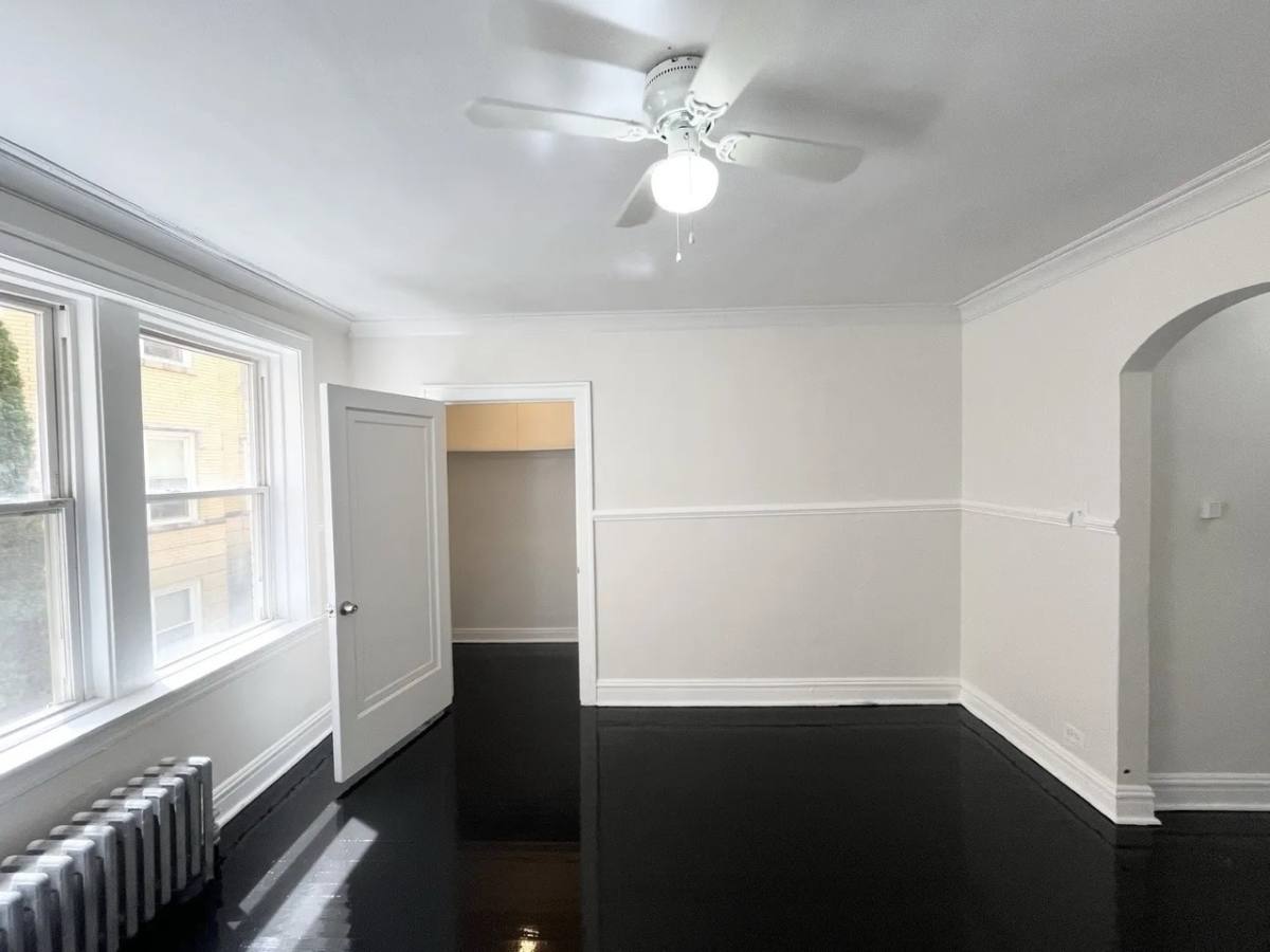 Apartment for rent at 4126 W 24th Place #H3, Chicago, IL 60623