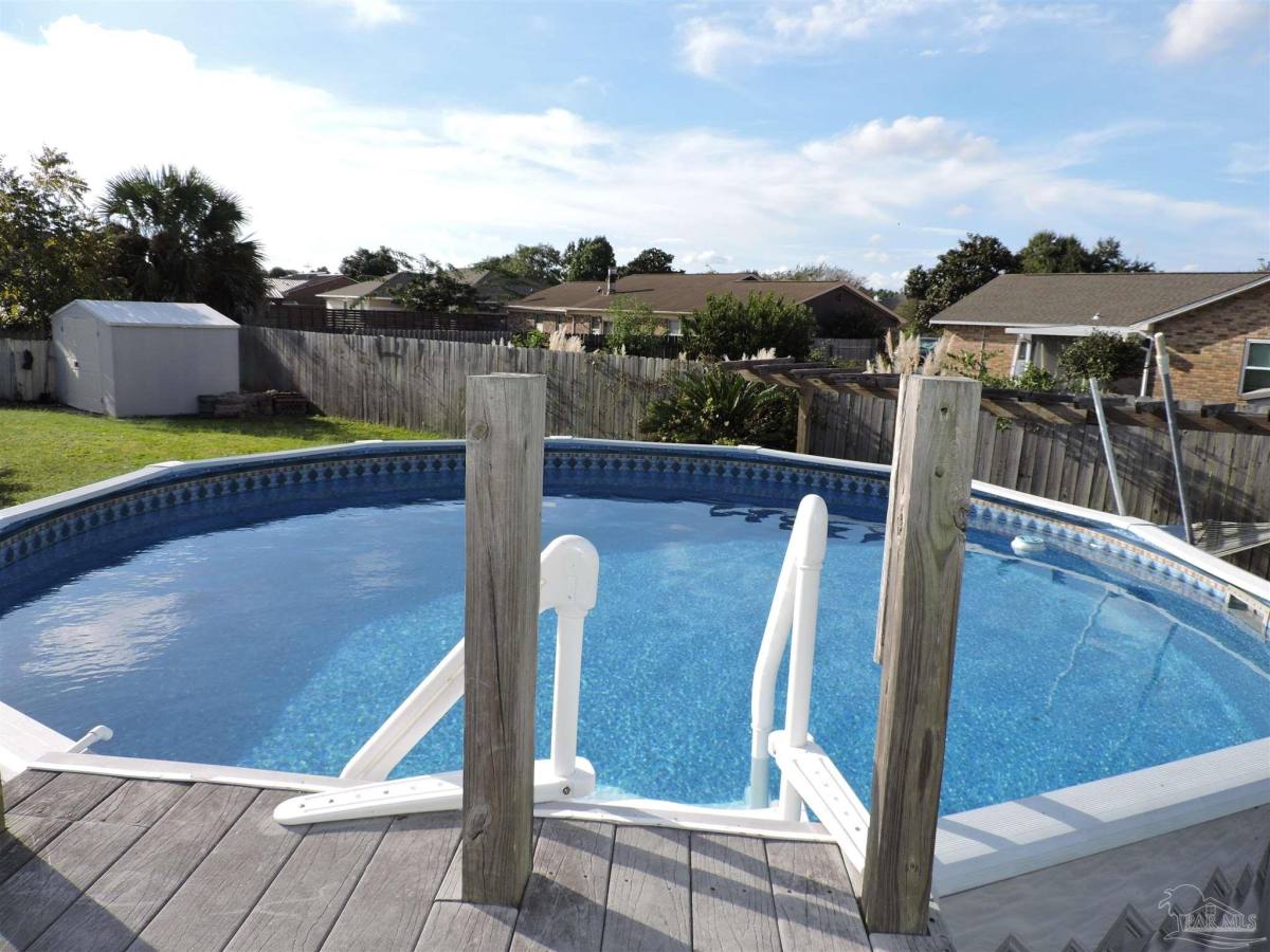 Apartment for rent at 12134 Longwood Dr, Pensacola, FL 32507