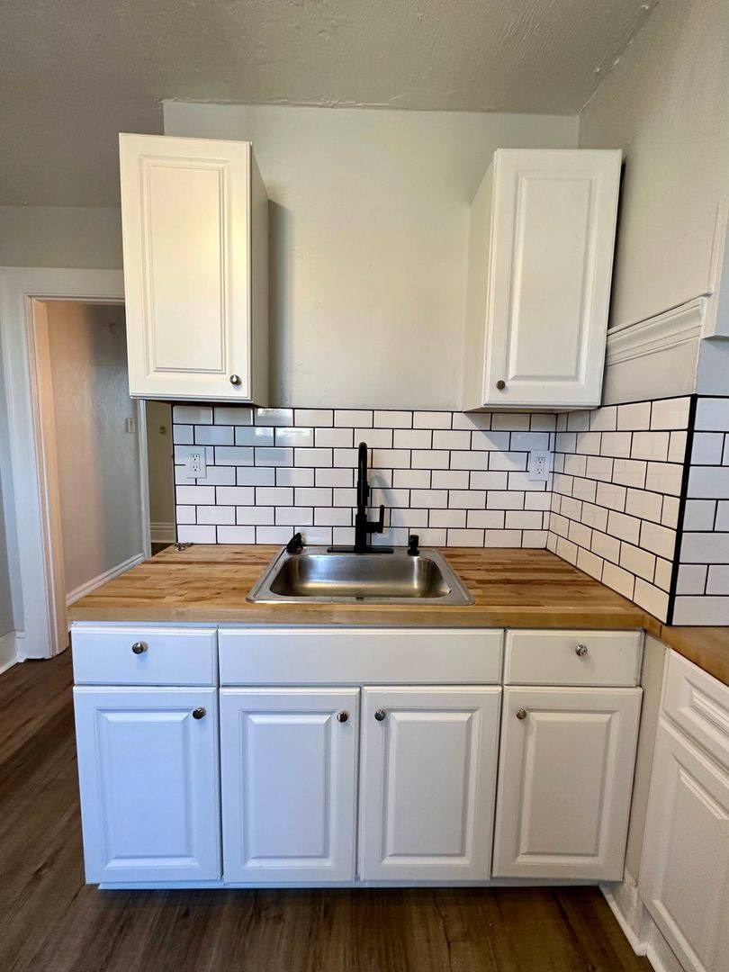 Apartment for rent at 201 Lincoln Ave, Pittsburgh, PA 15202