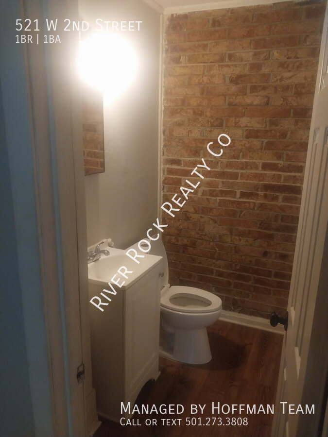 Apartment for rent at 521 W 2nd St, Pine Bluff, AR 71601