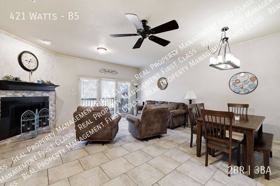 Condo for rent at 421 Watts Lane #B5, Canyon Lake, TX 78133