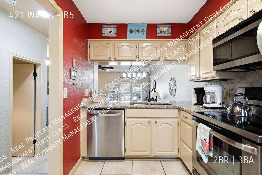 Condo for rent at 421 Watts Lane #B5, Canyon Lake, TX 78133