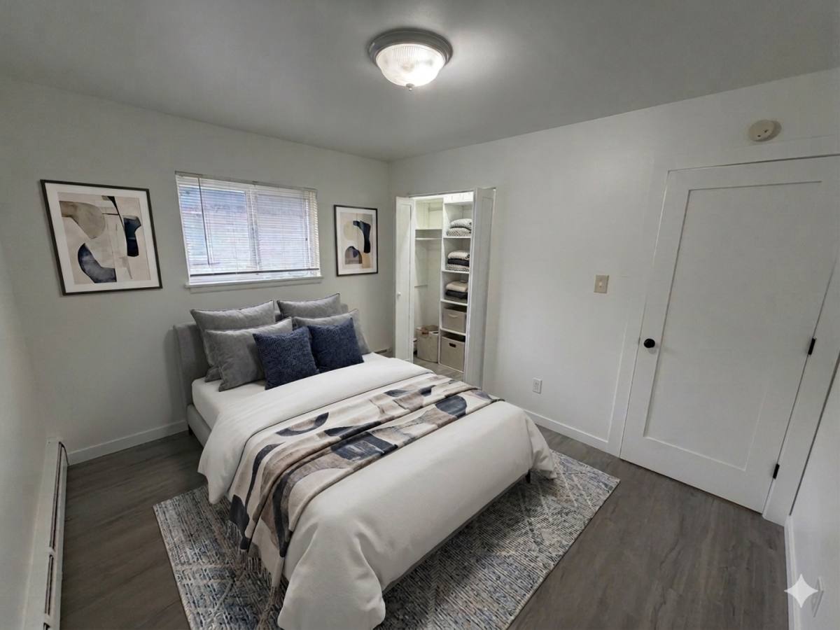 Apartment for rent at 4831-4841 Columbus Dr, Oak Lawn, IL 60453