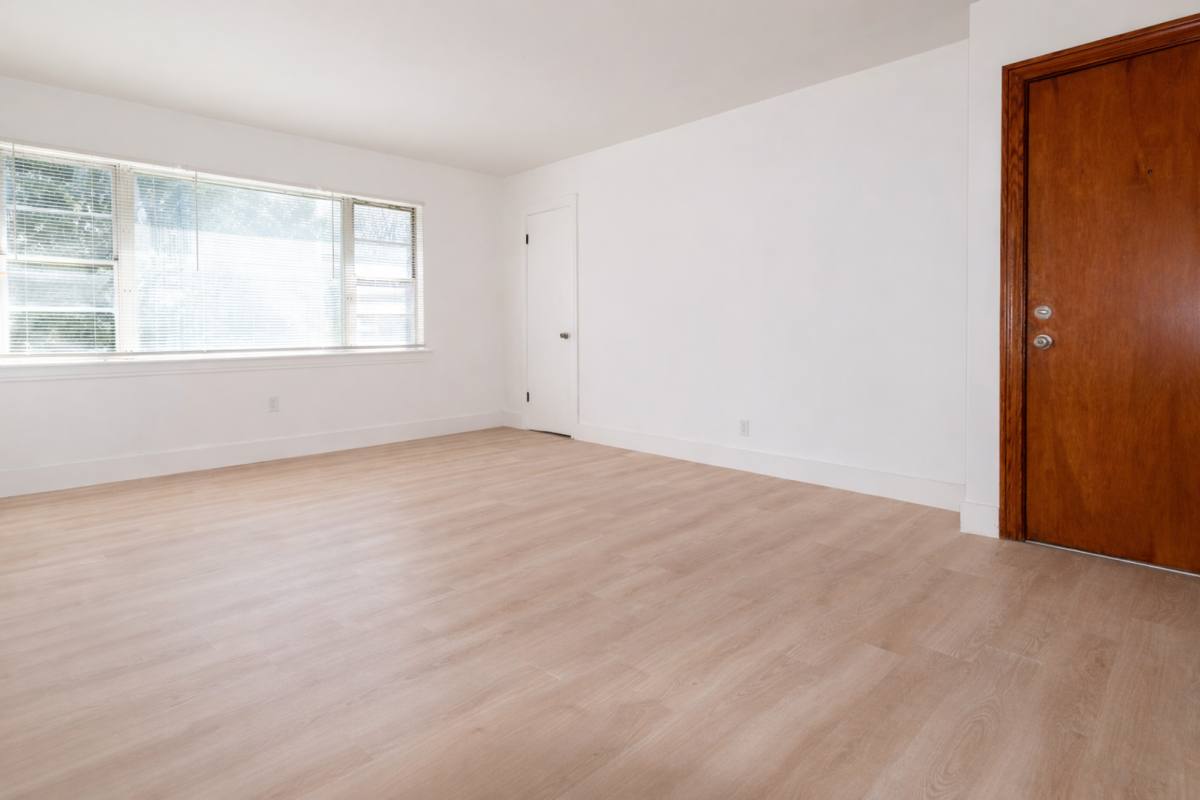 Apartment for rent at 4406 S Second St, Louisville, KY 40214