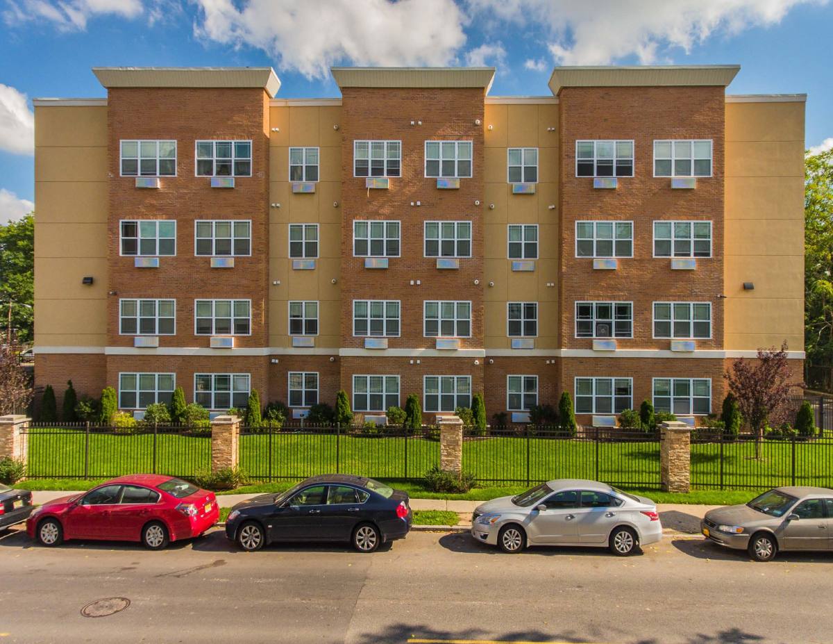 Apartment for rent at 120 Halsted St, East Orange, NJ 07018