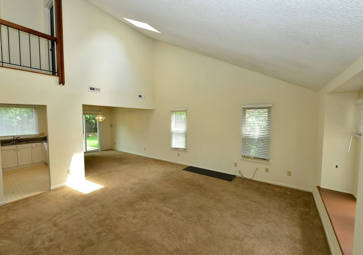 House for rent at 1548 Beachview Dr, Virginia Beach, VA 23464