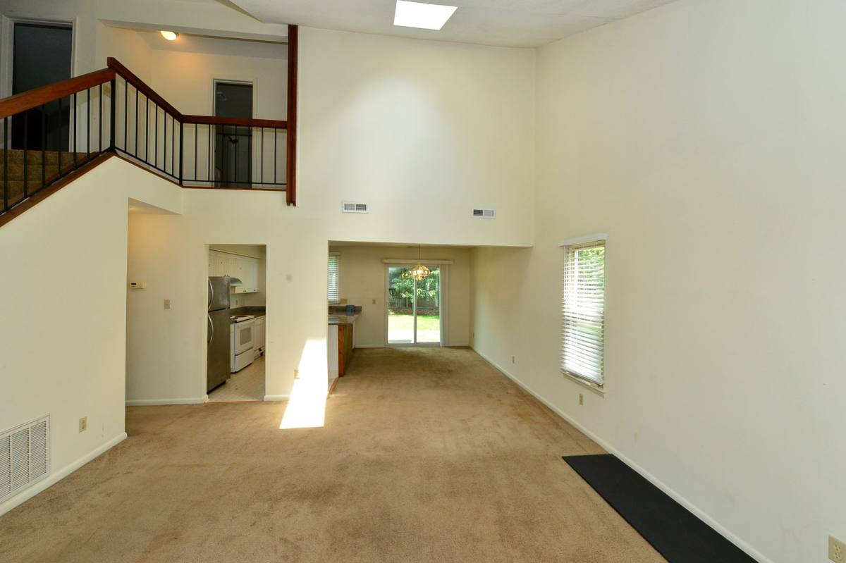 House for rent at 1548 Beachview Dr, Virginia Beach, VA 23464