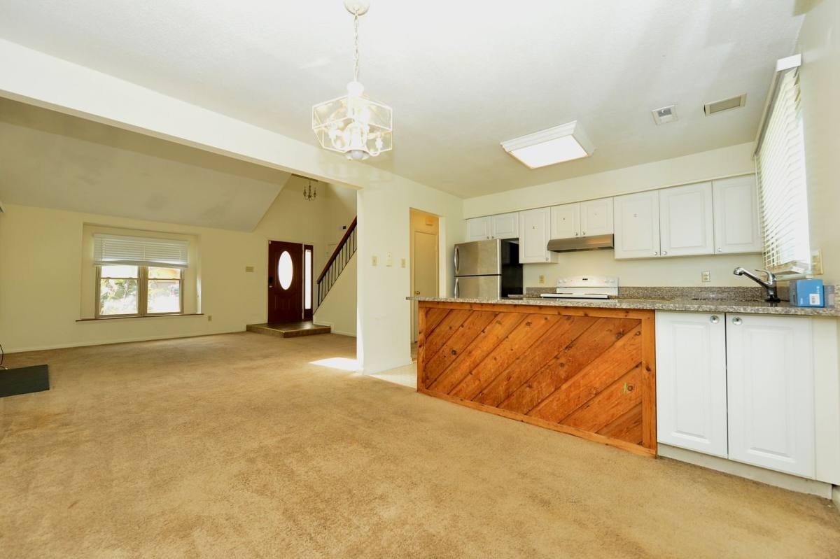 House for rent at 1548 Beachview Dr, Virginia Beach, VA 23464