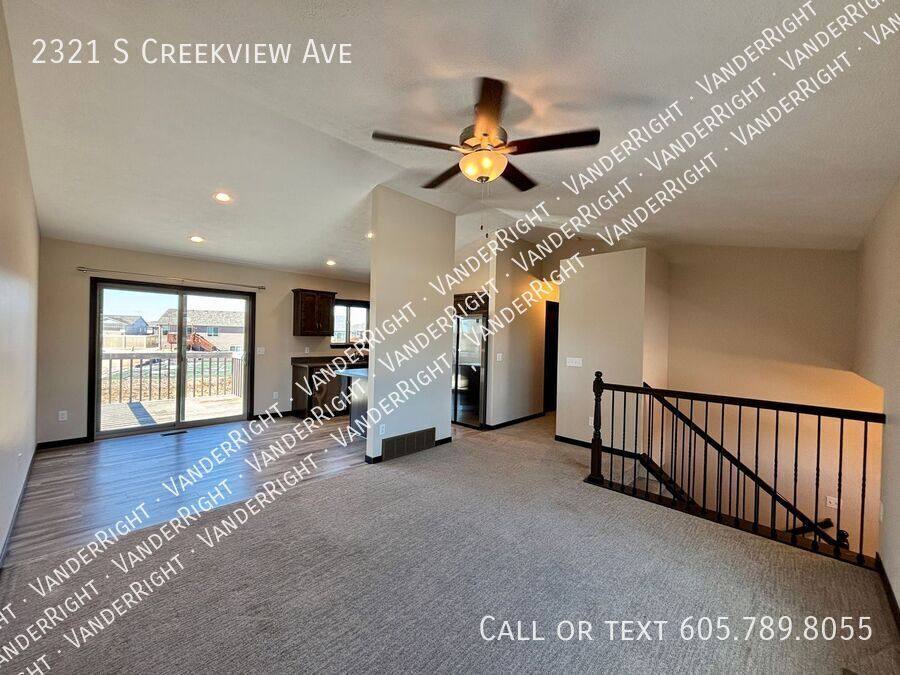 House for rent at 2321 S Creekview Ave, Sioux Falls, SD 57106