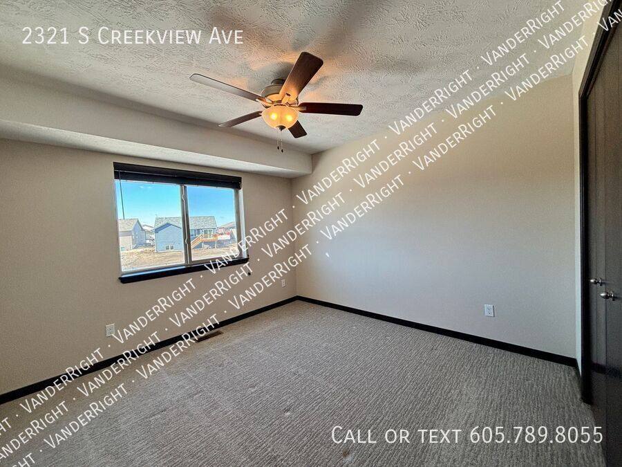 House for rent at 2321 S Creekview Ave, Sioux Falls, SD 57106