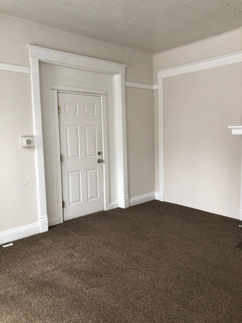 Apartment for rent at 703 W Park, Champaign, IL 61820
