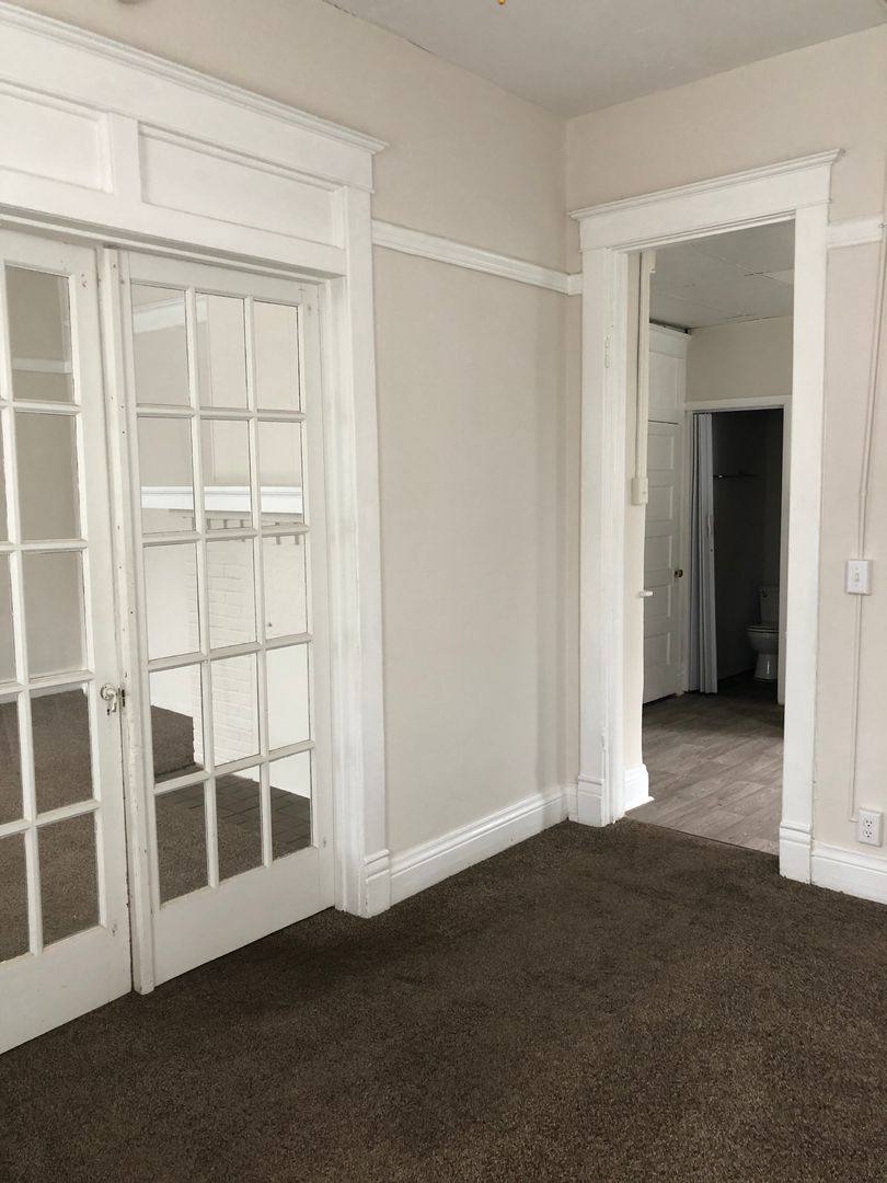 Apartment for rent at 703 W Park, Champaign, IL 61820