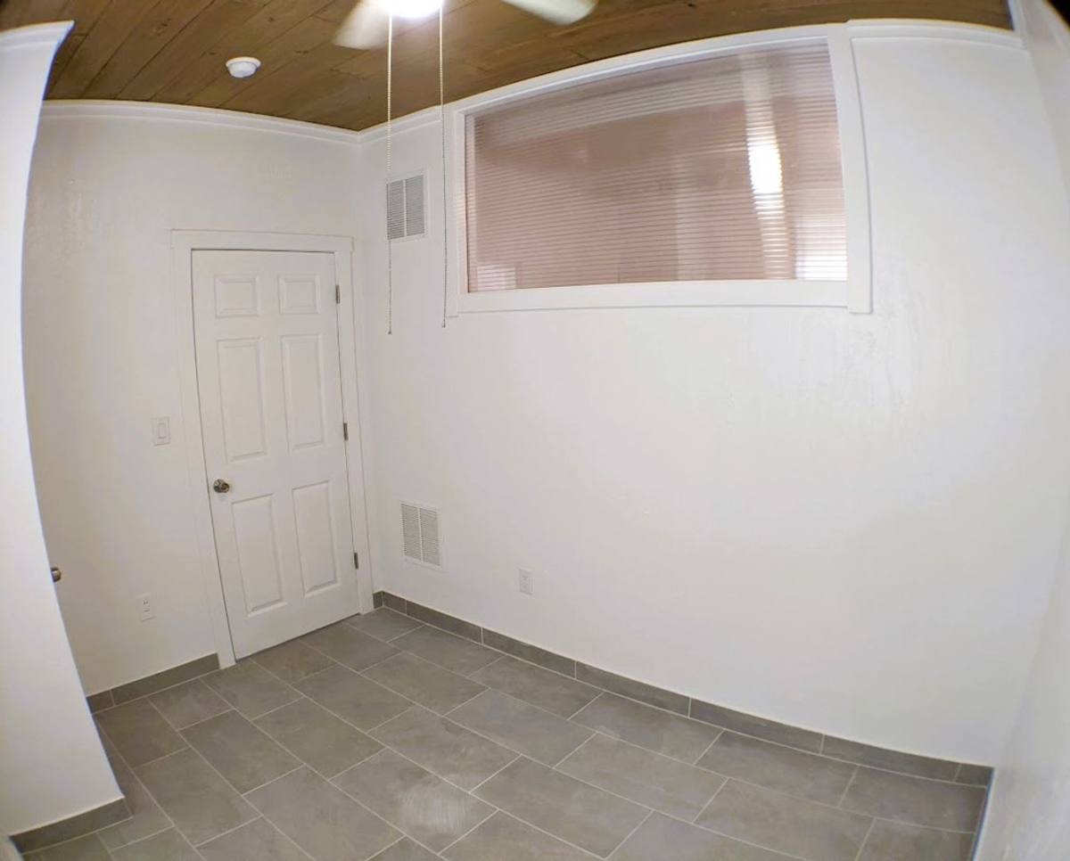 Apartment for rent at 401 Colonia Ln, E #4, Nokomis, FL 34275