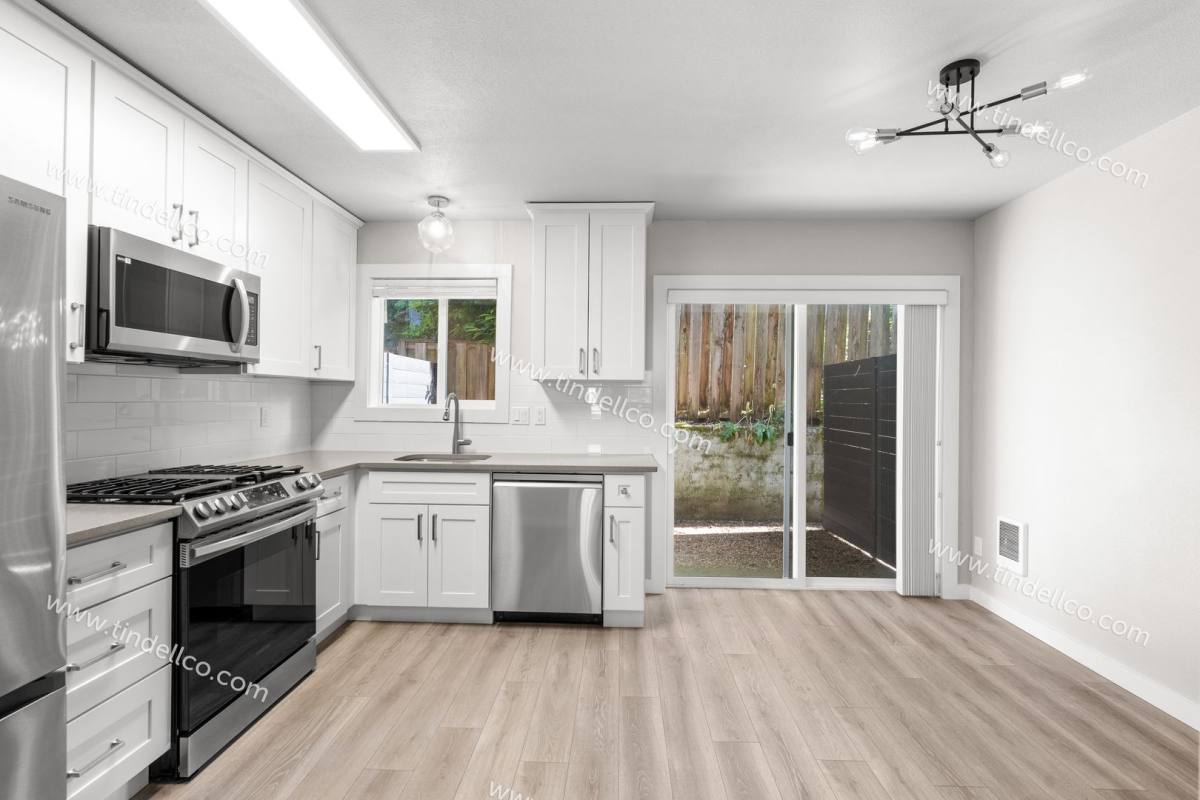 Apartment for rent at 8019 SW 35th Ave, Portland, OR 97219