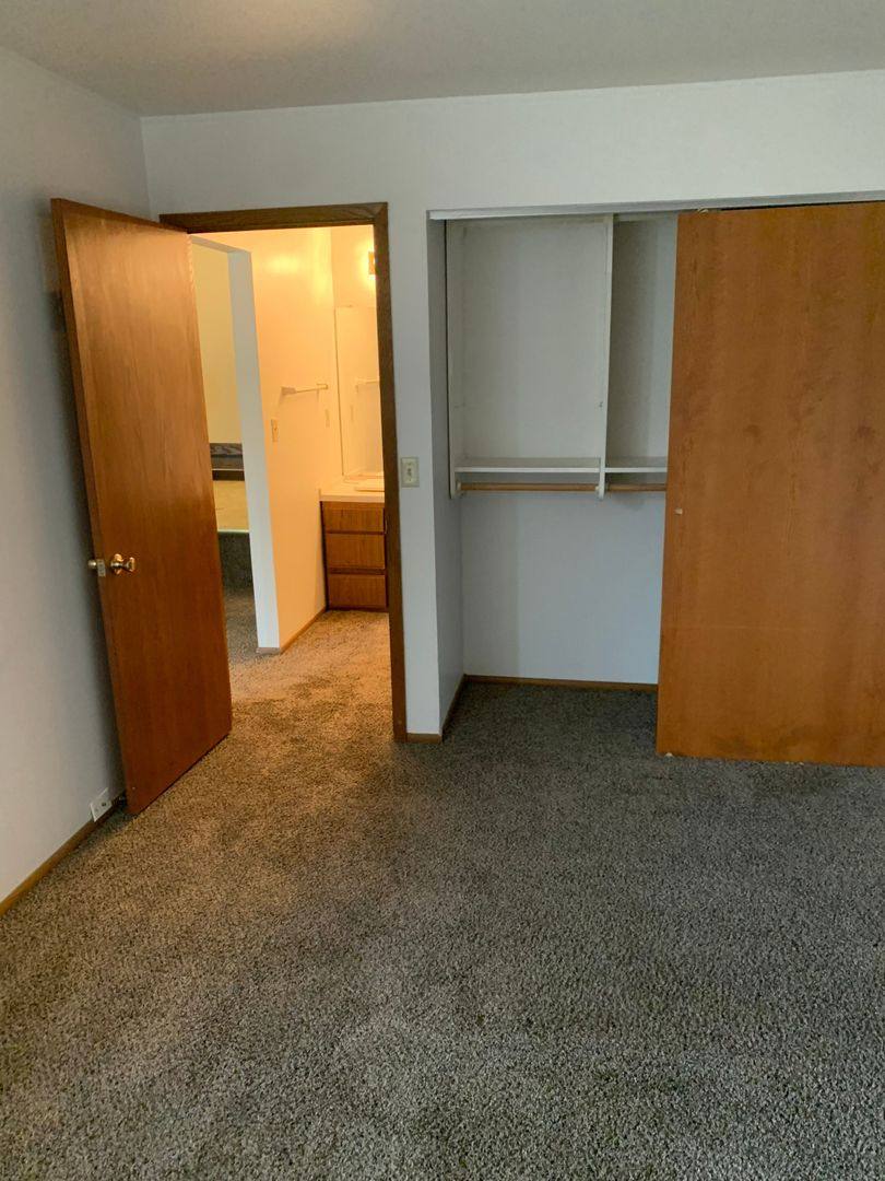 Apartment for rent at 9100-9120 W Lisbon Ave, Milwaukee, WI 53222