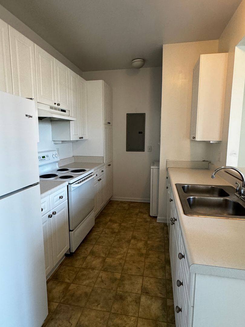 Townhouse for rent at 2037 Smallbrooke Court, Virginia Beach, VA 23454
